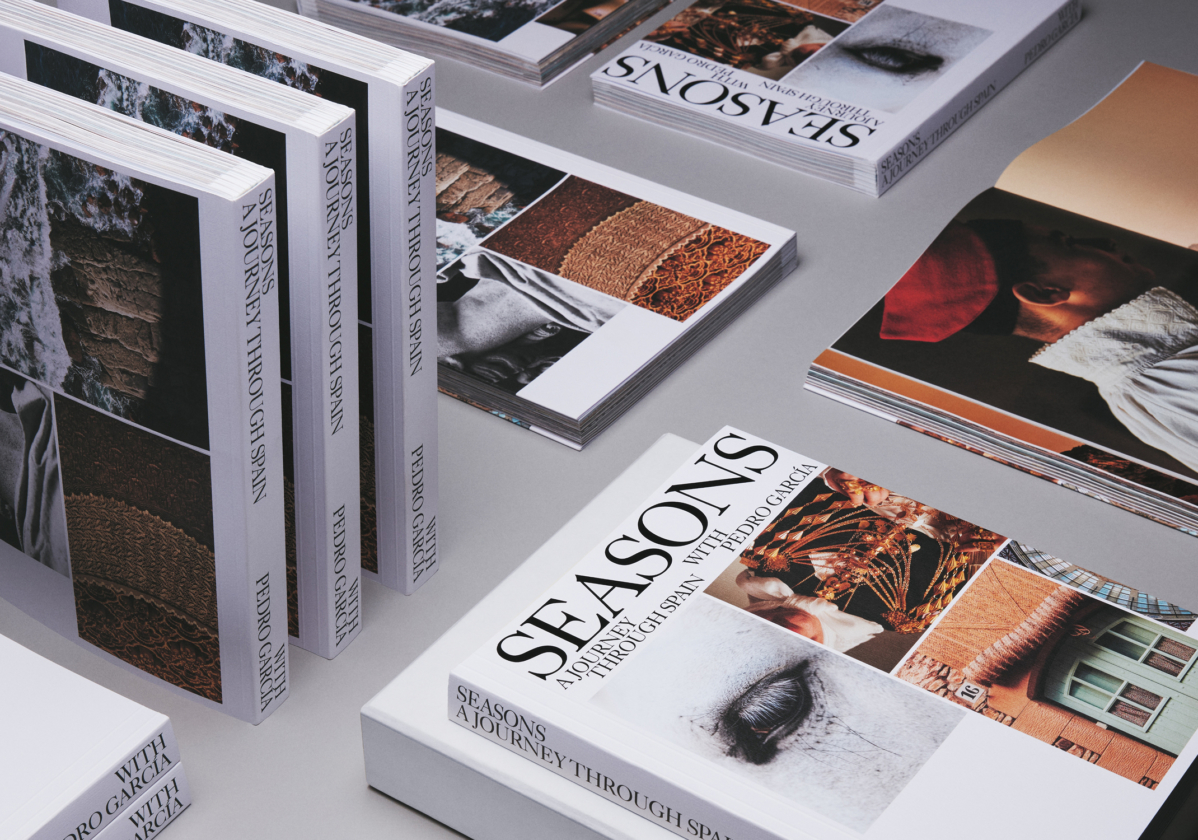 Conceptualized, edited, and designed a book by Clase Bcn for Pedro García, a footwear brand based in Elda, Spain. – Clase bcn