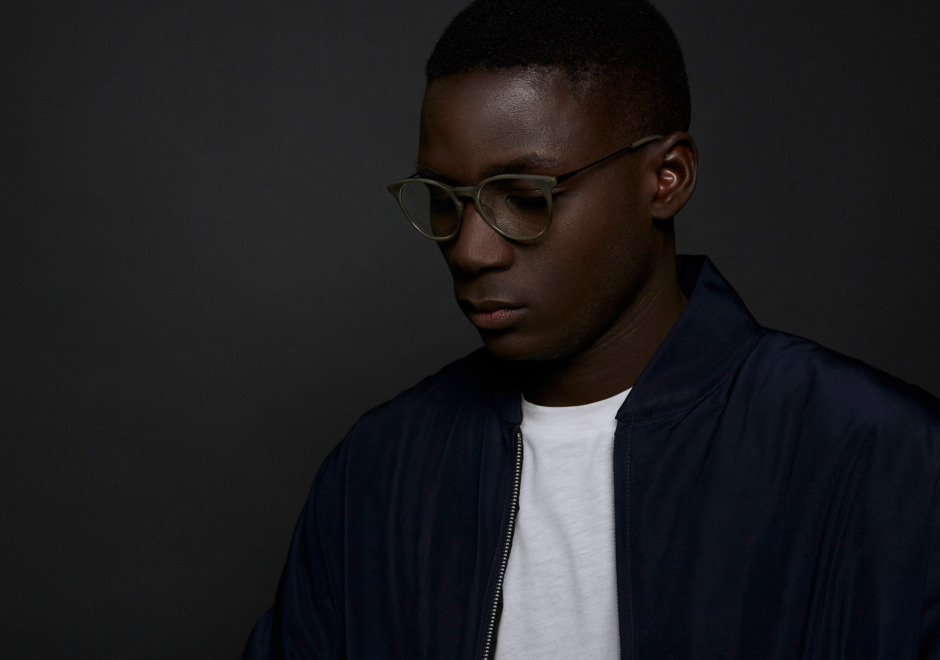 identity art direction gigi eskenaziencursiva clase bcn – Clase bcn