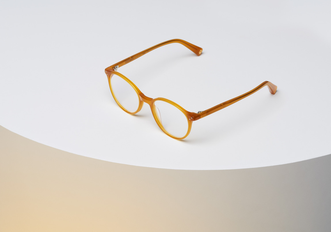 identity art direction gigi schmott clase bcn – Clase bcn