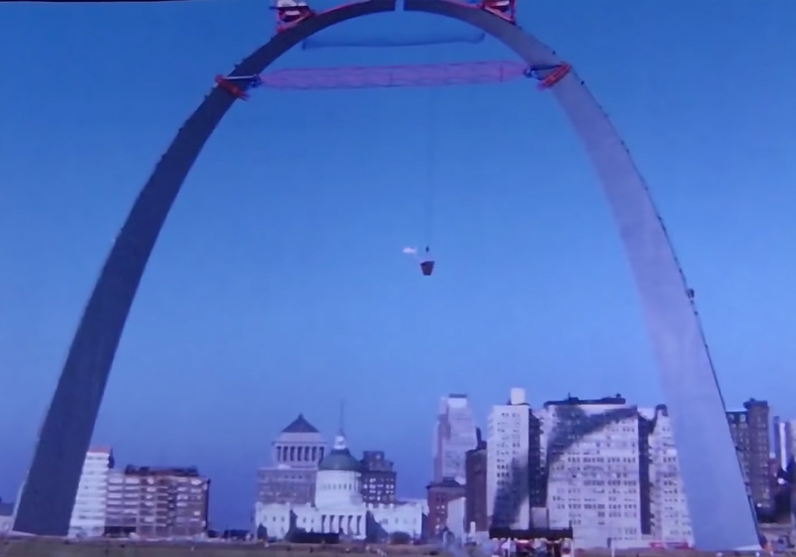 The last stone of Gateway Arch – Clase bcn