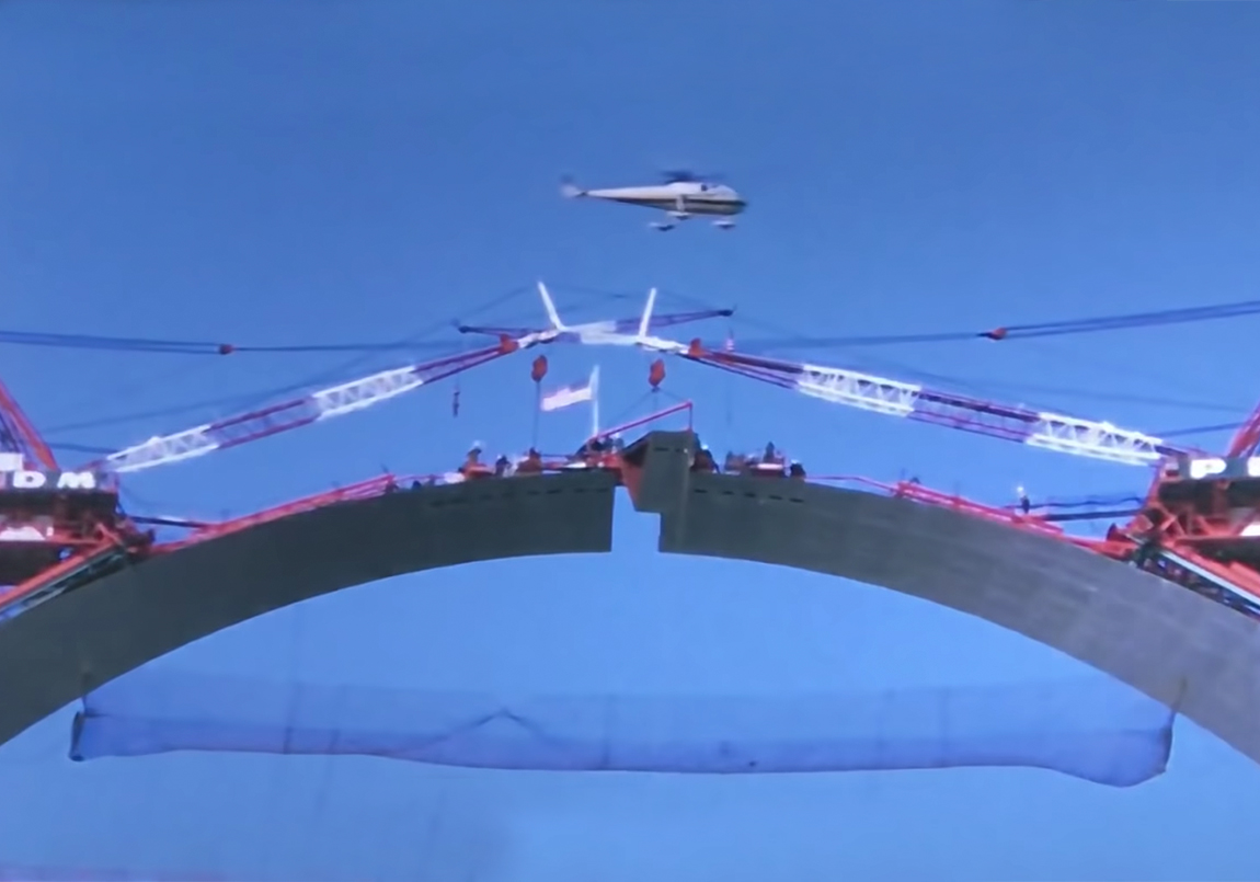 The last stone of Gateway Arch – Clase bcn